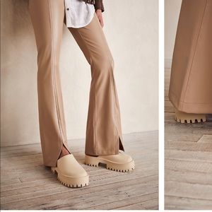 Free people platform Mule/clog